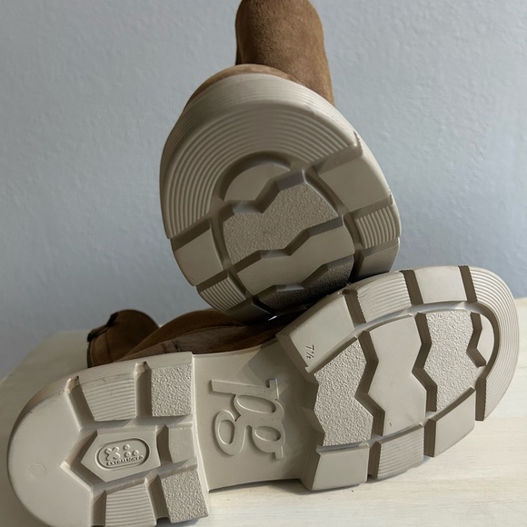 NWOT Paul Green Palmer boots, tan brown suede, shearling lined, women's size 10. - Picture 8 of 12